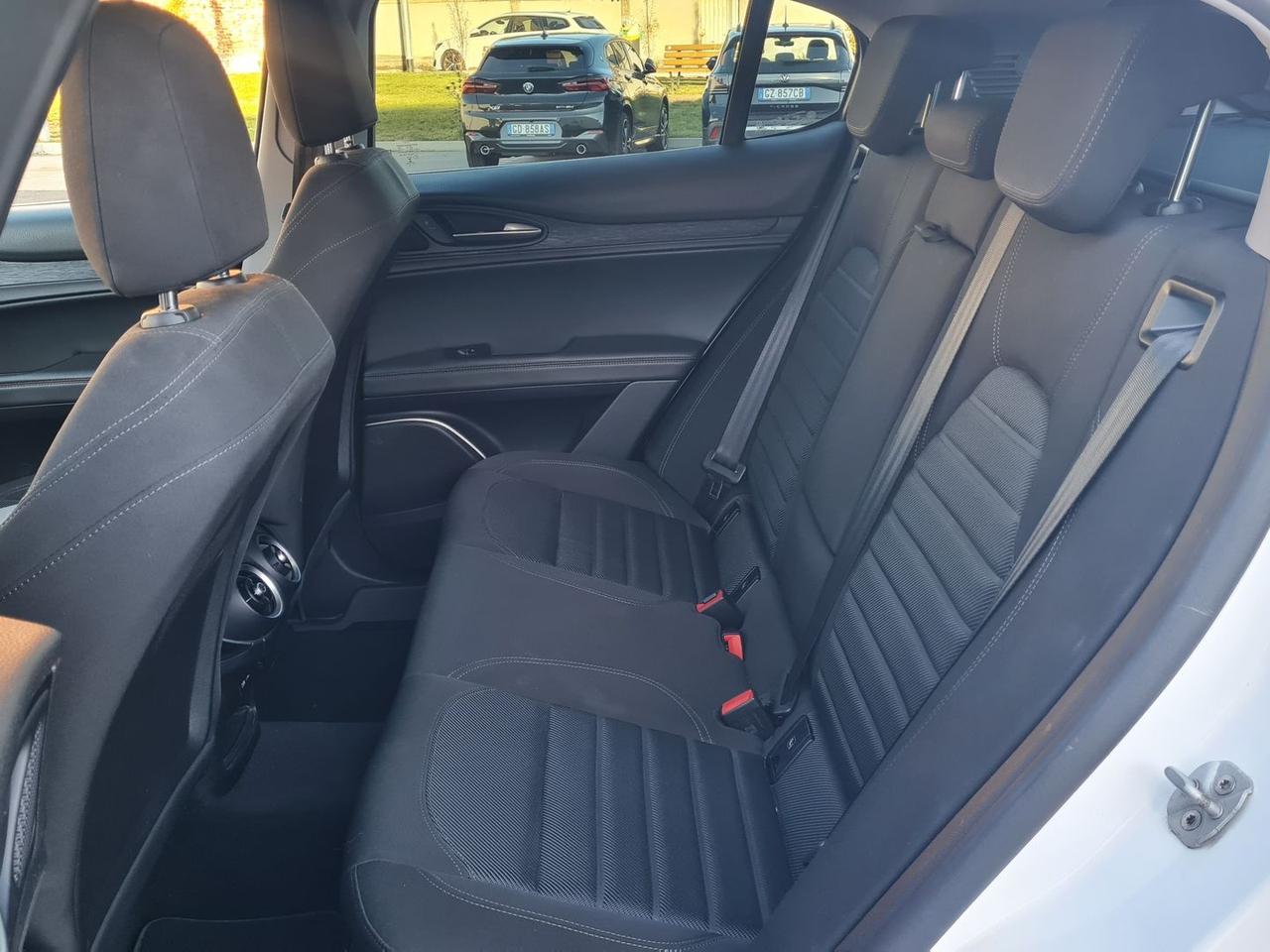 Alfa Romeo Stelvio 2.2 veloce Business #7202