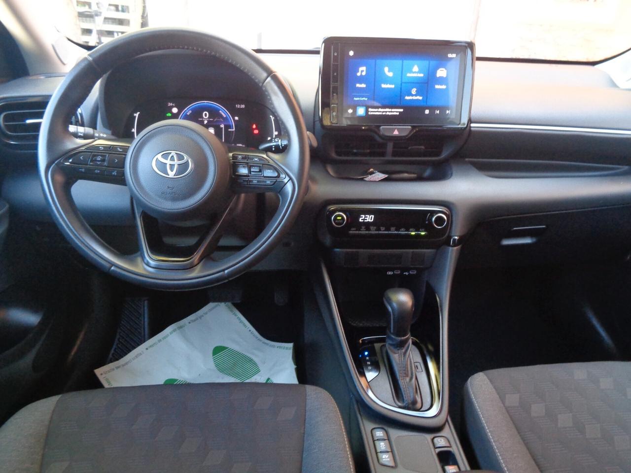 Toyota Yaris 1.5 Hybrid 5 porte Trend 7000 KM NESSUN VINCOLO DI FINANZIAMENTO