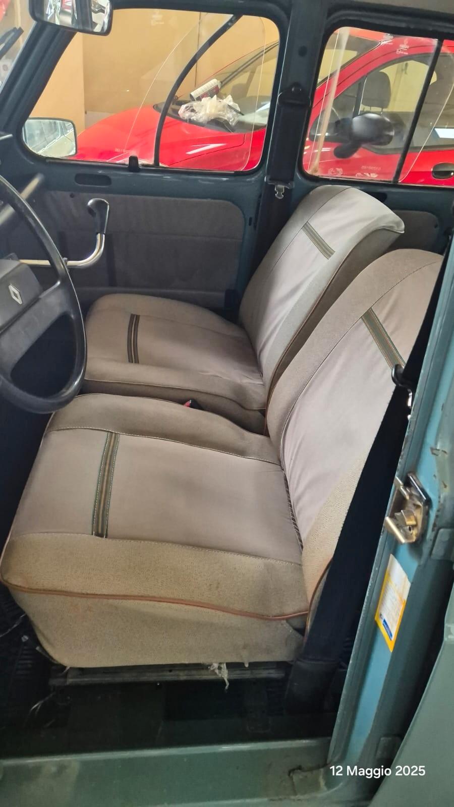Renault R 4 RENAULT 4