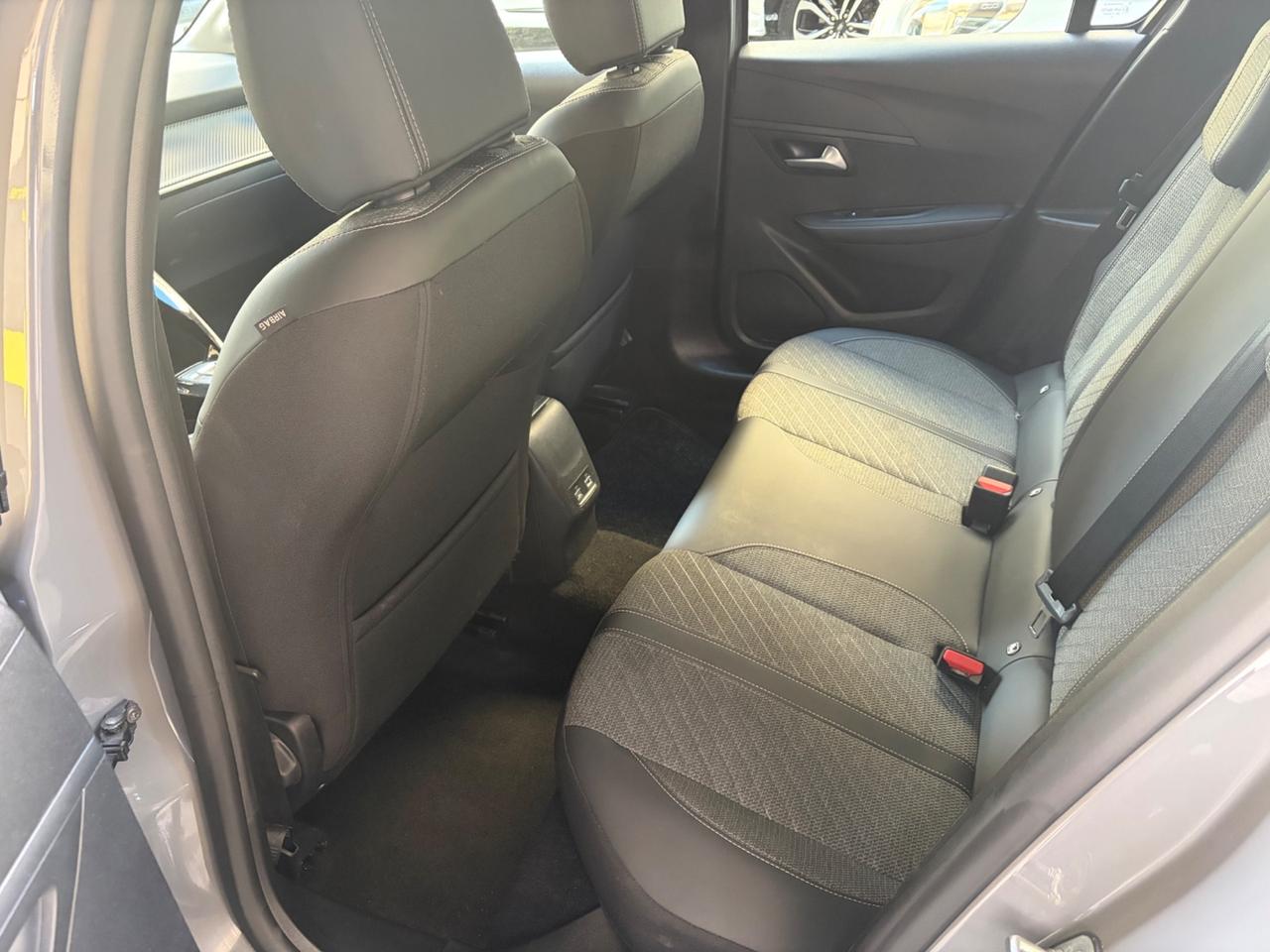 Peugeot 208 Hybrid 110 e-DCS6 Allure