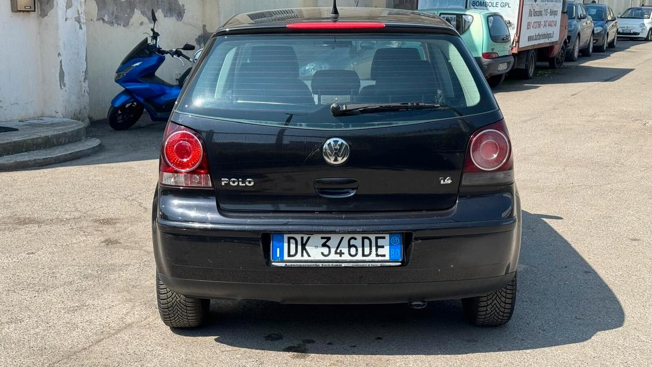 Volkswagen Polo 1.4/80CV 16V 5p. Comfortline