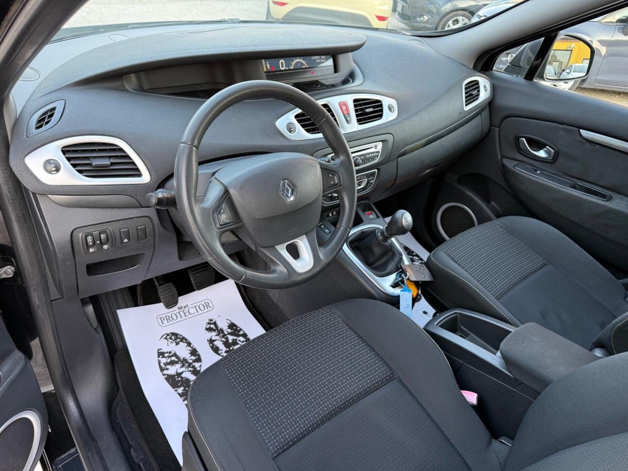 Renault Grand Scénic 1.5 dCi 110CV Dynamiqu