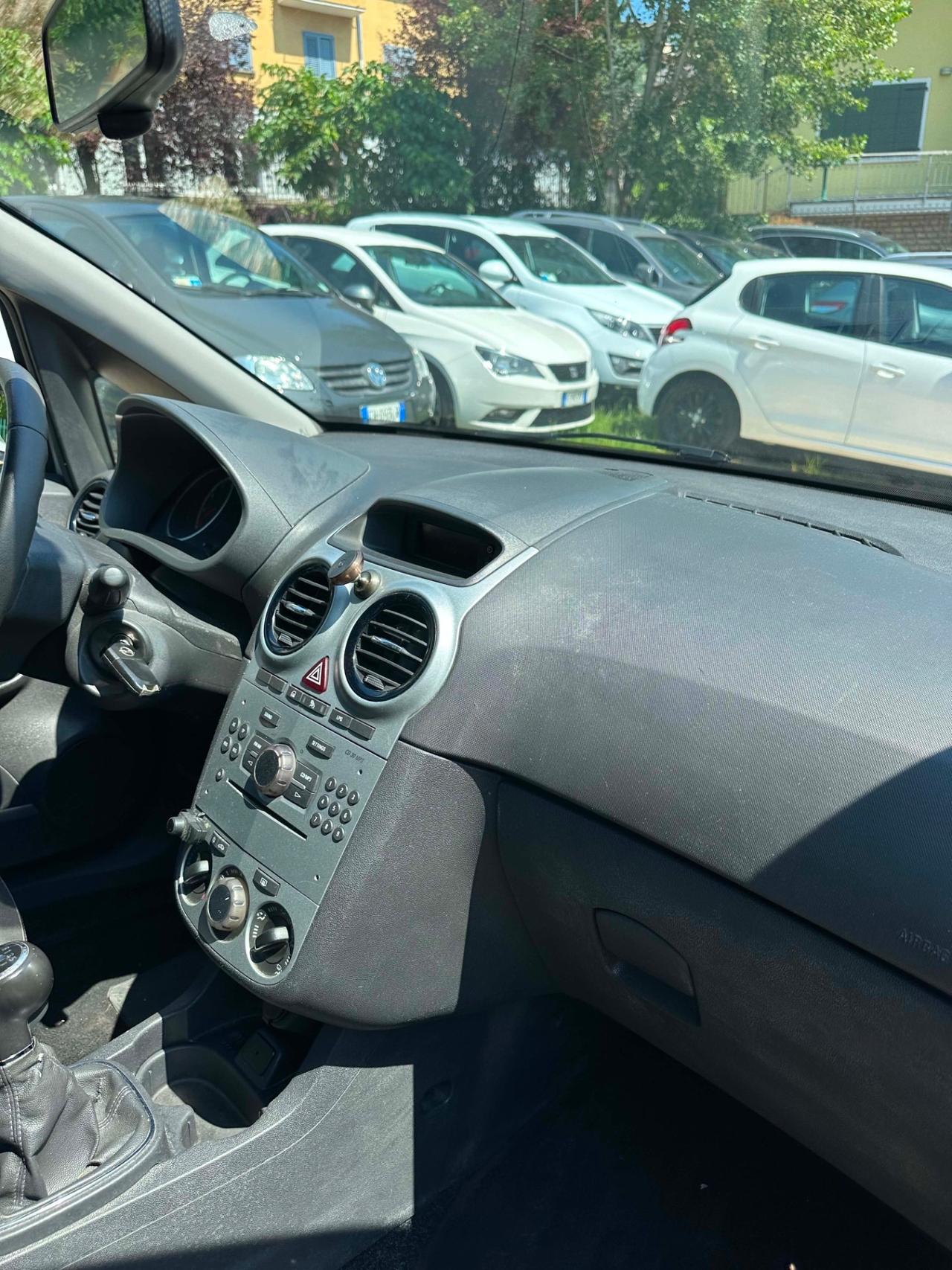 Opel CORSA 1.2 5P GPL COSMO KMCERT NEOPAT UNICOPR