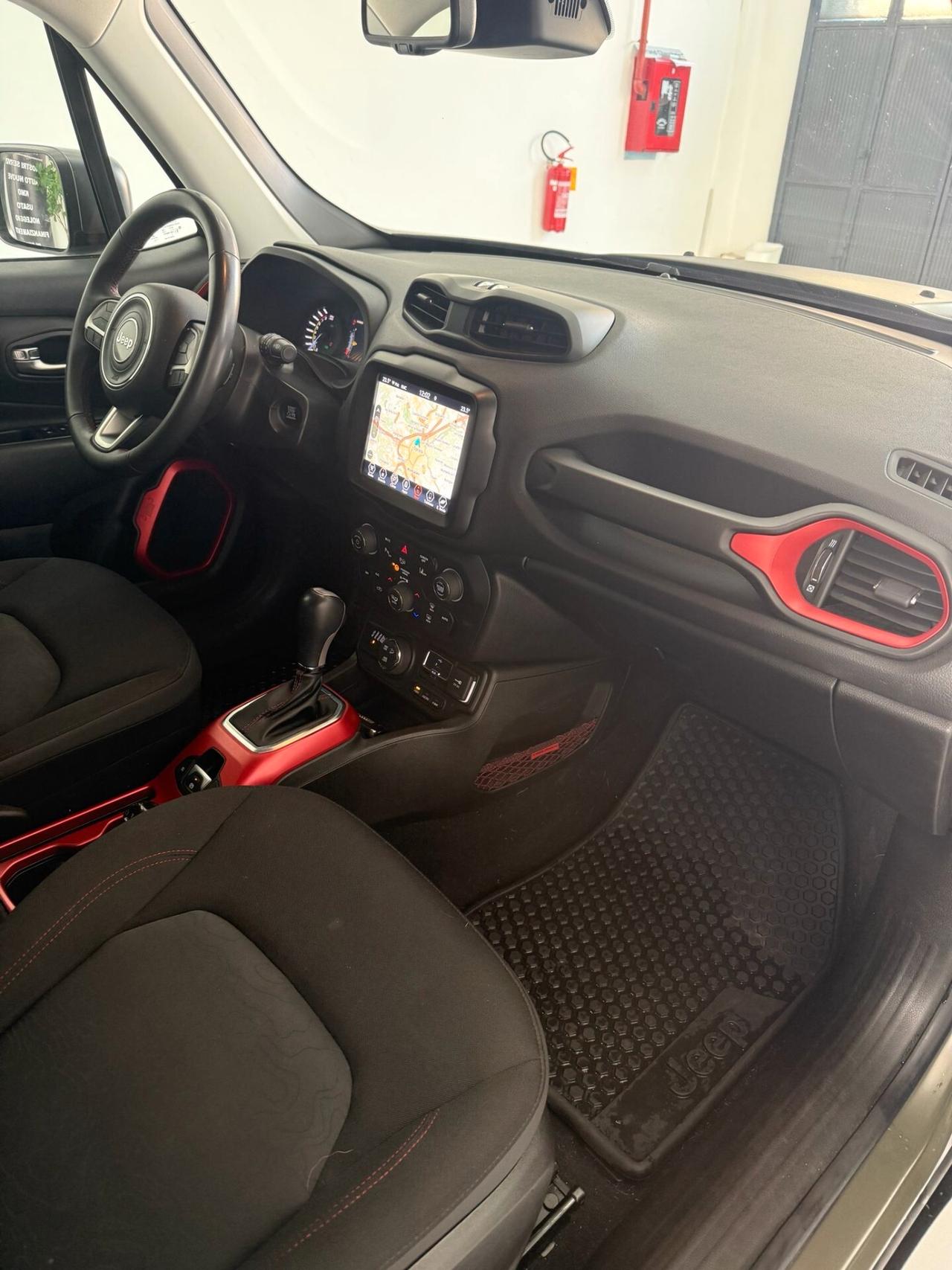 Jeep Renegade 1.3 T4 240CV PHEV 4xe AT6 Trailhawk