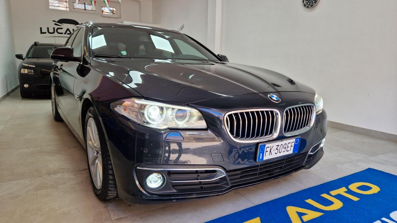 Bmw 520 520d xDrive Touring Luxury