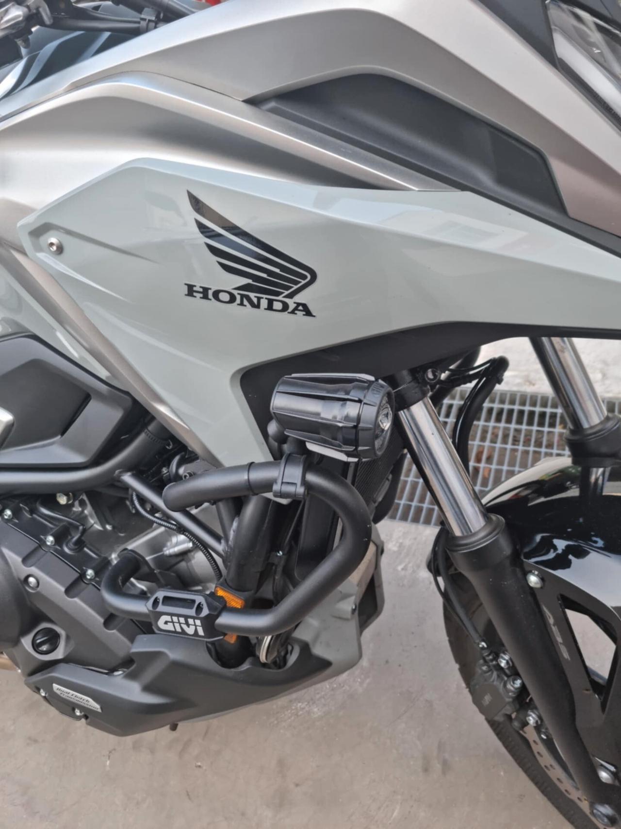 HONDA NC 750 X DCT URBAN - 2024 - 5000 KM