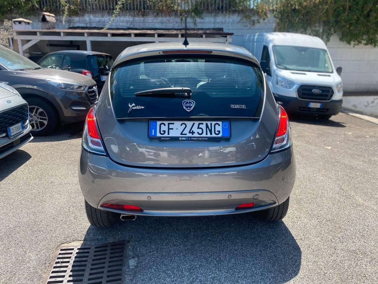 Lancia Ypsilon 1.0 FireFly 5 porte S&S Hybrid Ecochic Gold