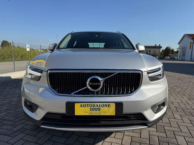 VOLVO XC40 D3 AWD Geartronic Momentum