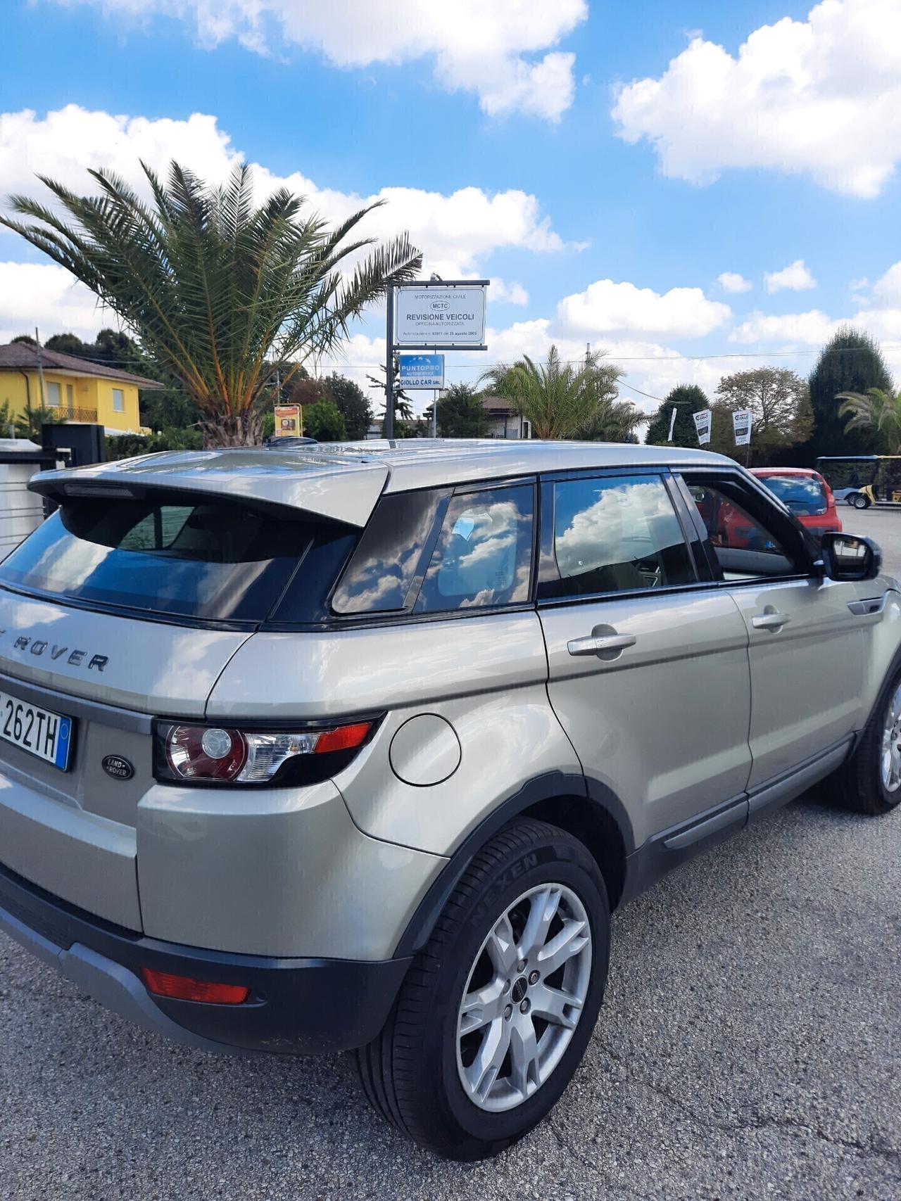 Land Rover Range Rover Evoque Range Rover Evoque 2.2 TD4 5p. Dynamic