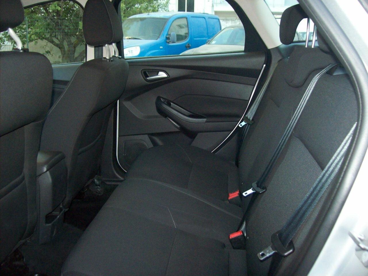 Ford Focus SW 1.5 TDCi 120CV S&S Titanium Navy