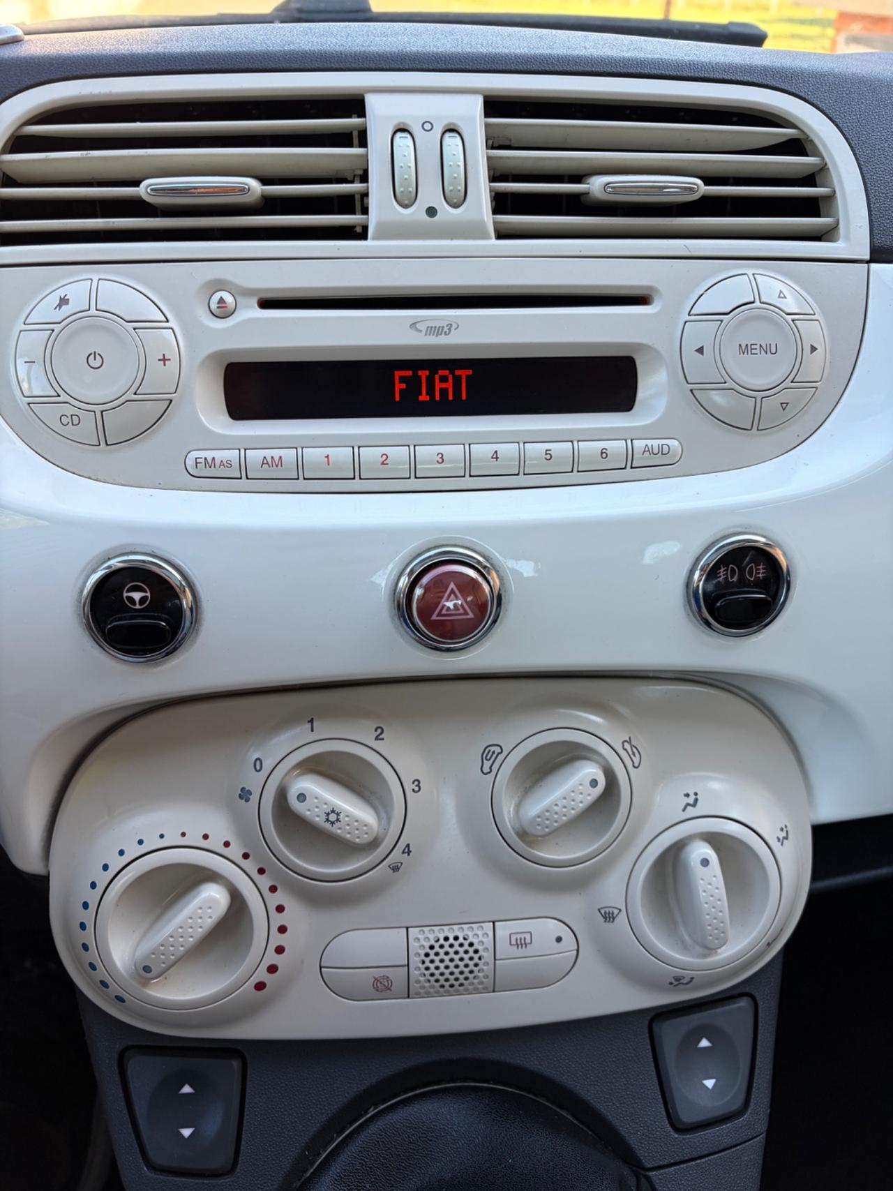Fiat 500 1.2 Lounge 2012