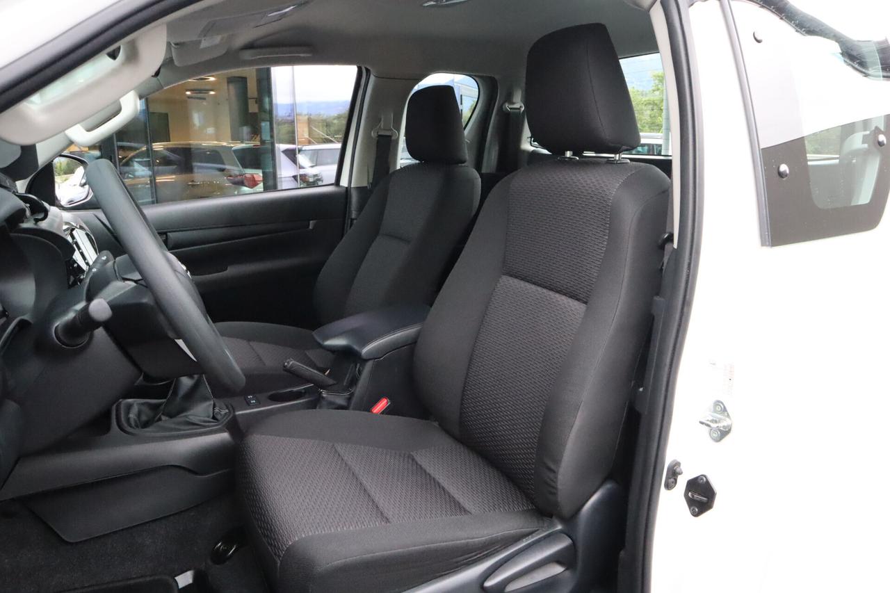Toyota Hilux 2.4 Extra Cab GANCIO SOLO 33.900KM!
