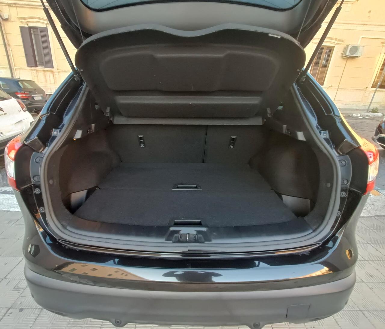 Nissan Qashqai 1.5 dCi N-Connecta