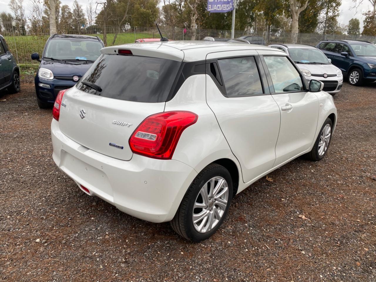 Suzuki Swift 1.2 Hybrid Top