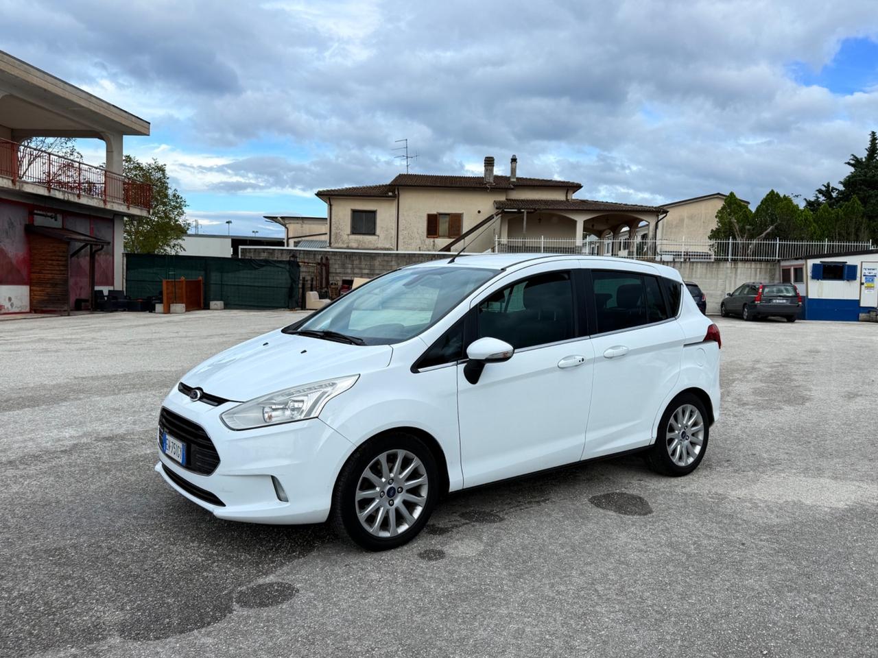 Ford B-Max 1.6 TDCi 95 CV Individual