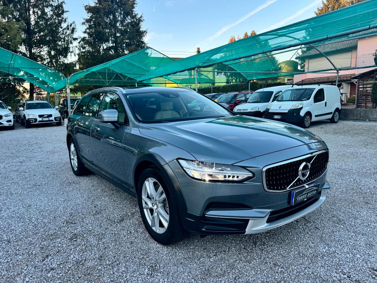 Volvo V90 Cross Country D4 AWD Geartronic