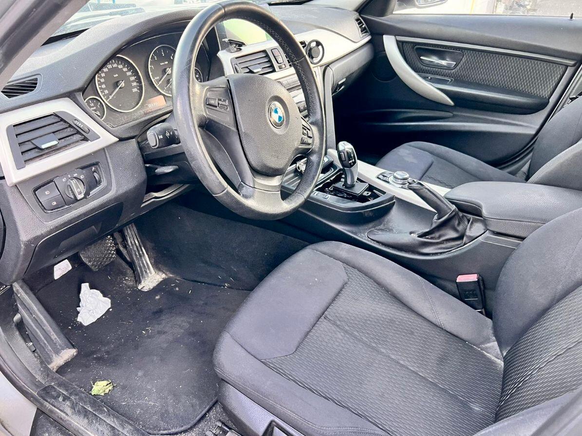 Bmw 316 316d Touring Sport LEGGI