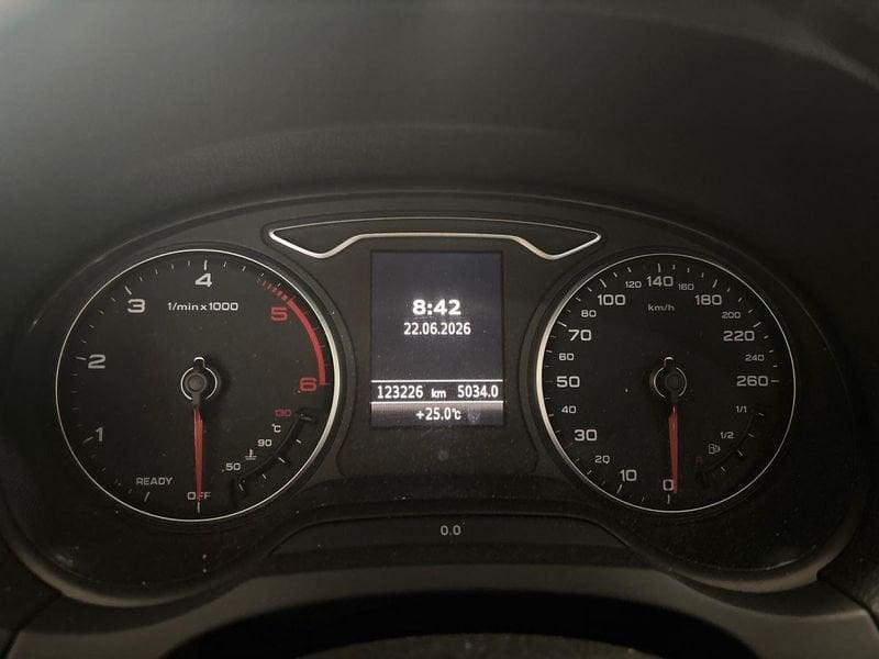 Audi A3 III Sedan 1.6 tdi Ambition Edition quattro