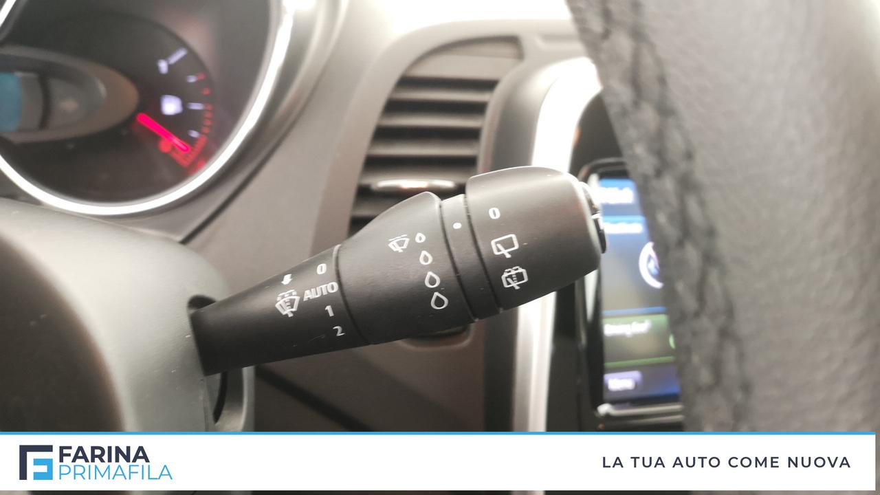 RENAULT Captur I 2013 - Captur 1.5 dci Intens (energy r-link) 110cv