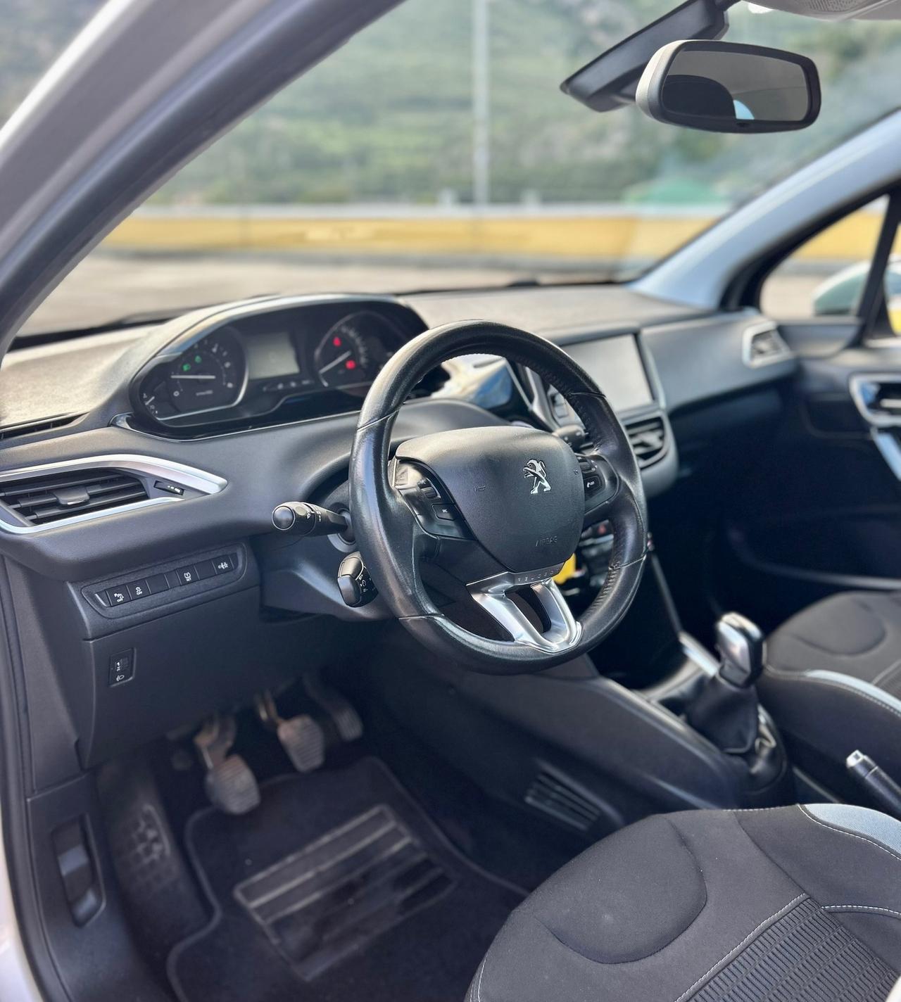 Peugeot 208 BlueHDi 5p Allure Neopatentati 2015