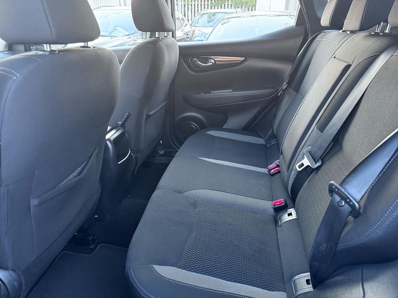 NISSAN Qashqai 1.7 dCi 150 CV 4WD CVT Business+