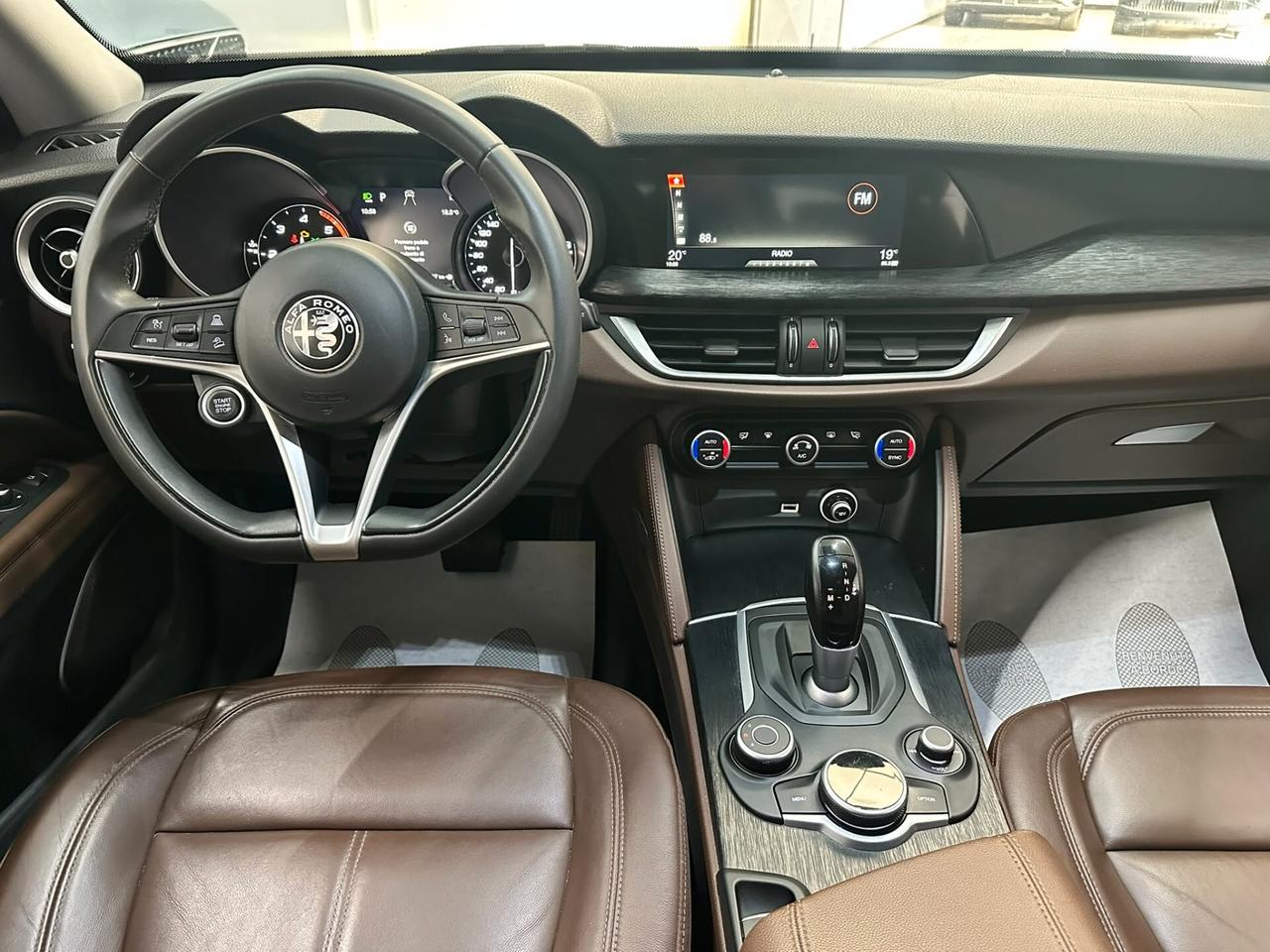 Alfa Romeo Stelvio 2.2 Turbodiesel 190 CV AT8 Q4 Executive