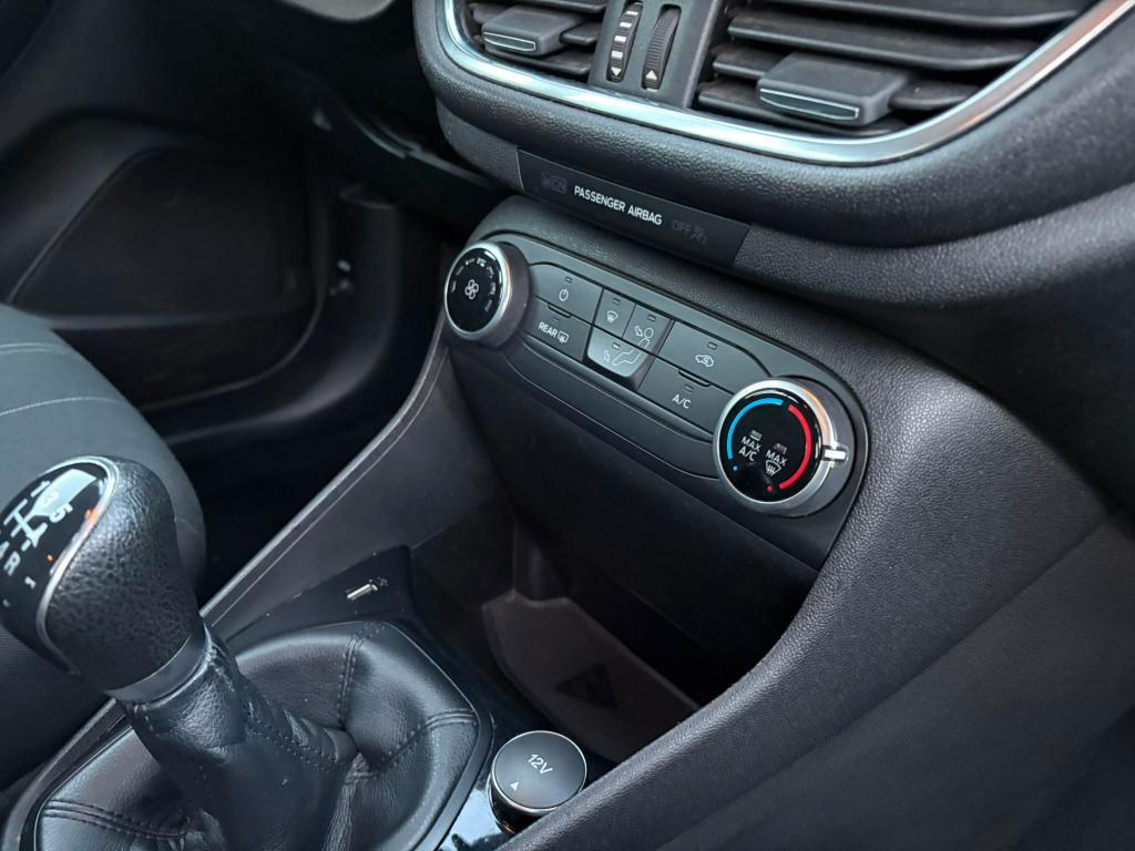 Ford Fiesta 5p 1.1 BENZ/GPL 85 CV ADATTA NEOPATENTATI