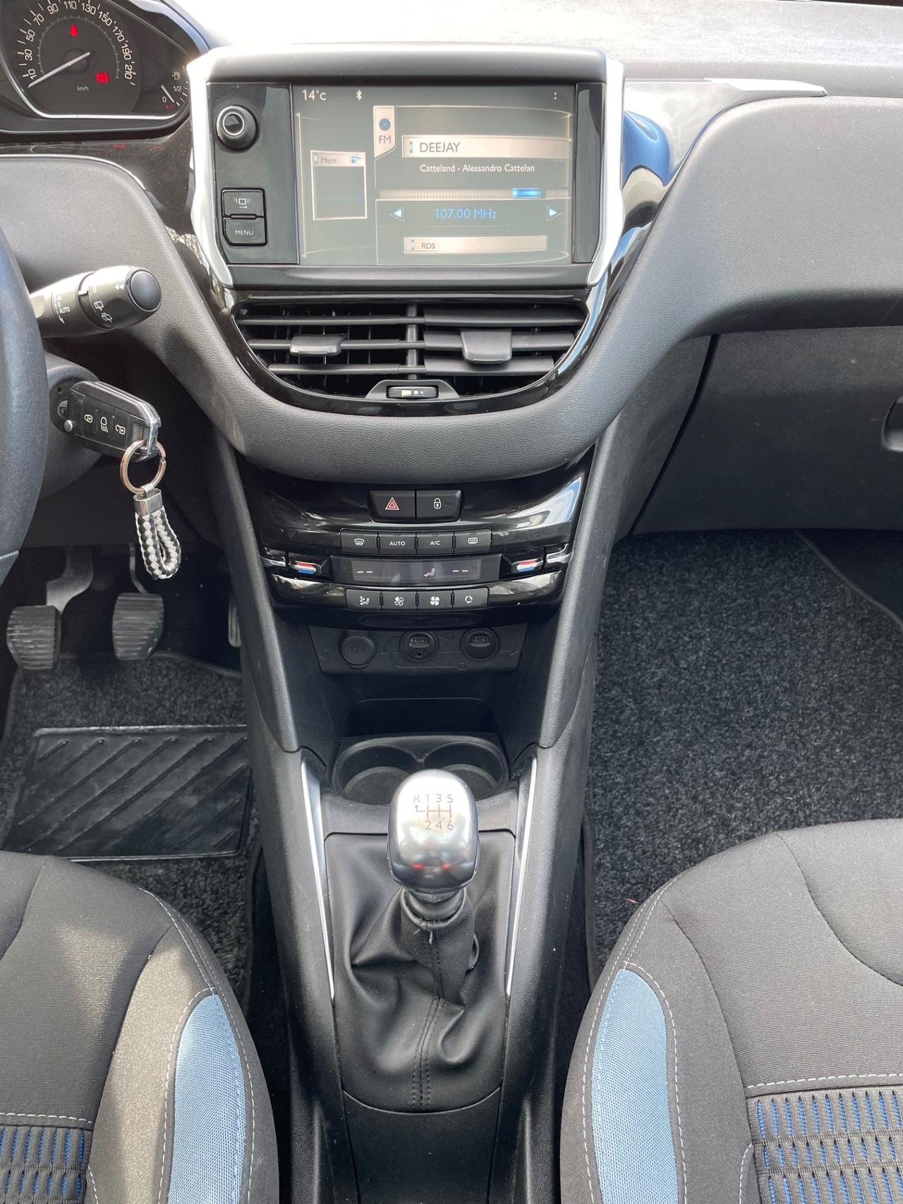 Peugeot 208 1.6 e-HDi 115 CV Stop&Start 5 porte Allure*Neo patentati *