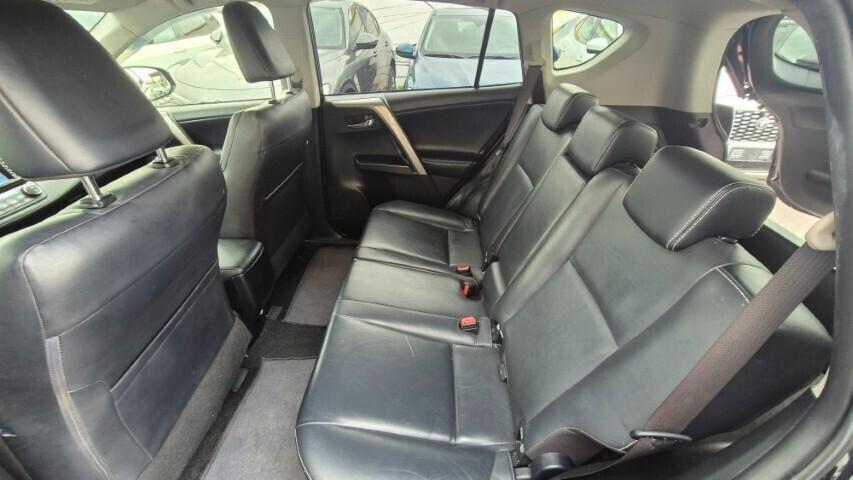 Toyota RAV 4 RAV4 2.0 D-4D 2WD Lounge