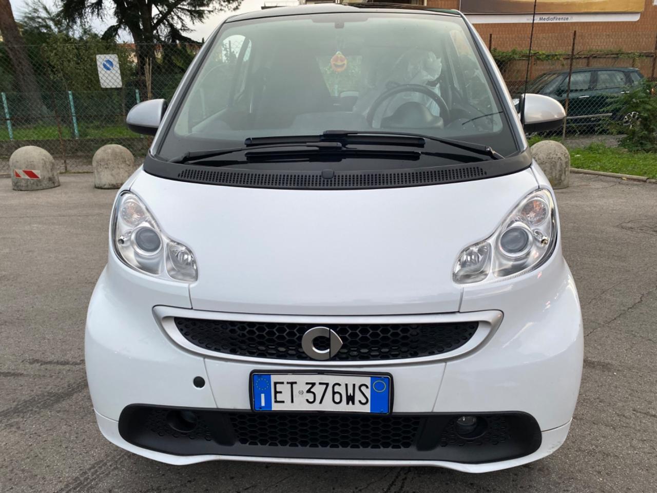 Smart ForTwo 1000 52 kW MHD coupé passion 2924