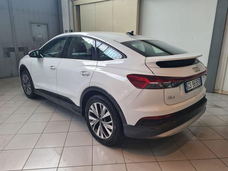 Audi Q4 e-tron 40 e-tron Business Advanced