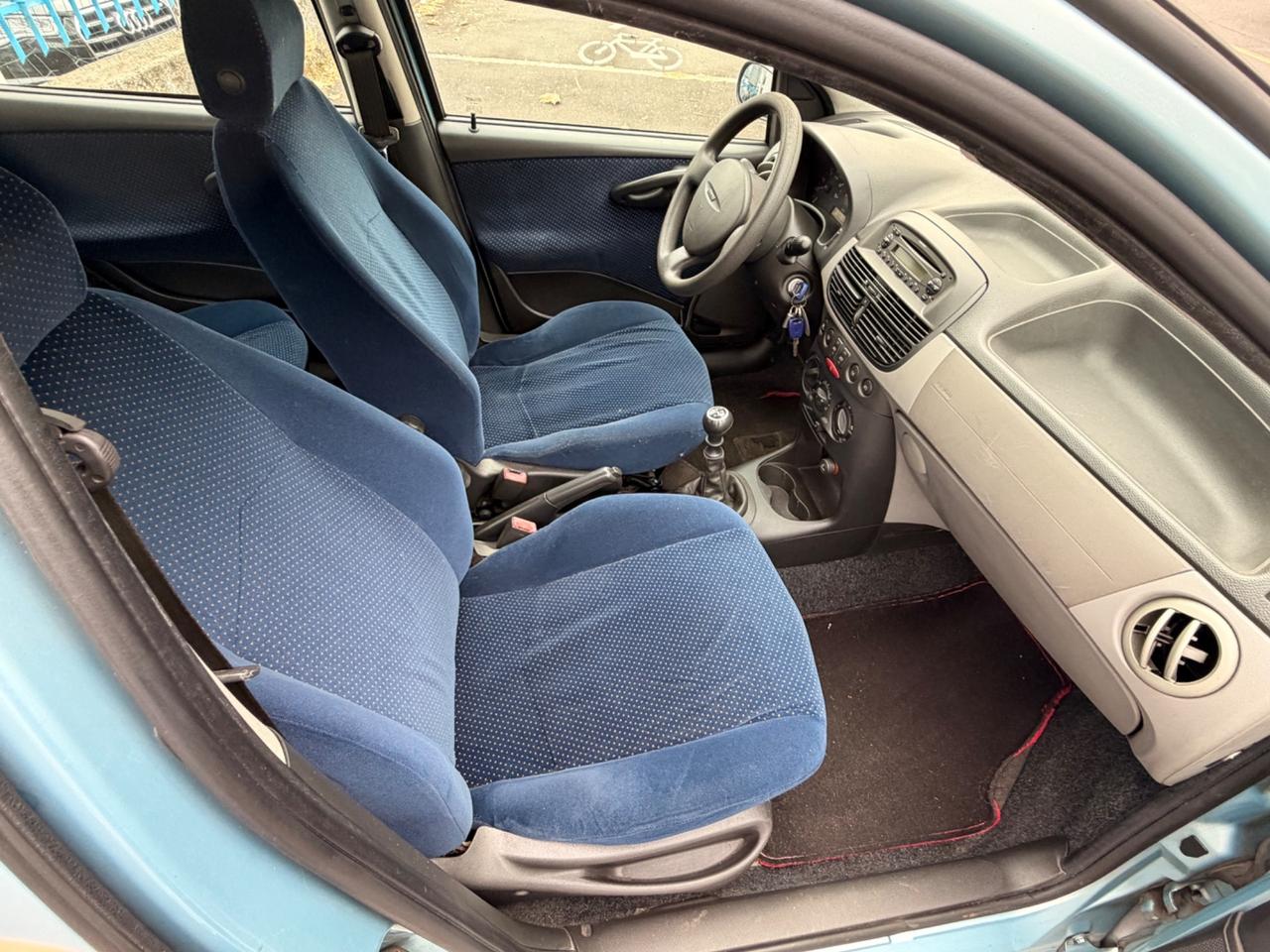 Fiat Punto 1.2i cat 5 porte HLX