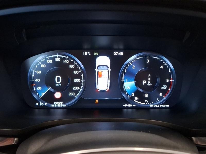 VOLVO V60 B4 D autom. Momentum Business WAGON