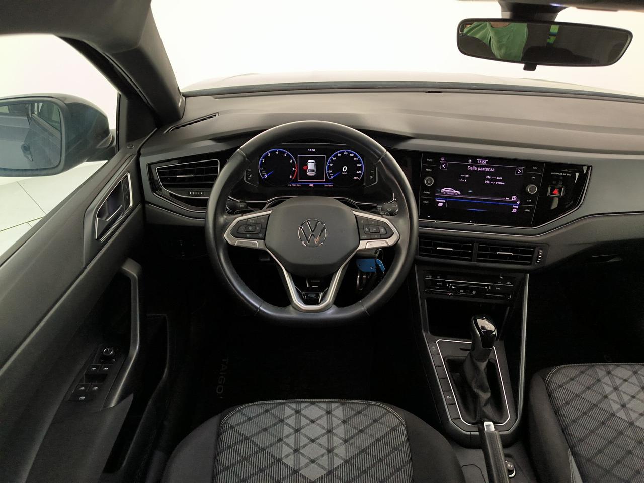 Volkswagen Taigo 1.0 tsi r-line 110cv dsg