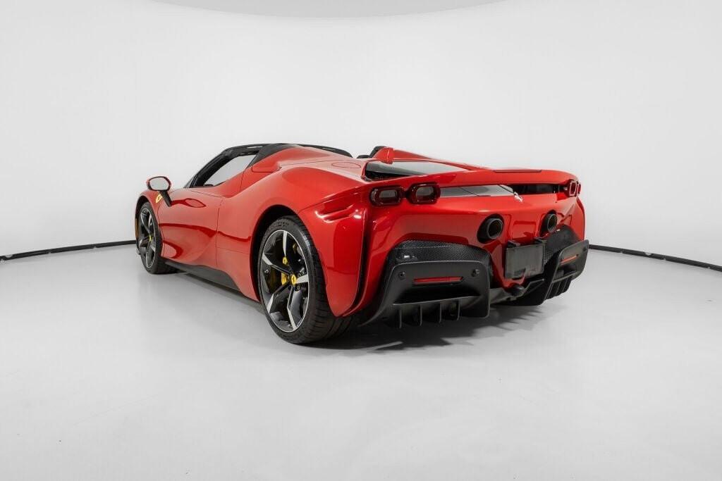 Ferrari SF90 Spider 4900,00 LEASING FULL INCLUSIVE - NOLEGGIO LUNGO TERMINE