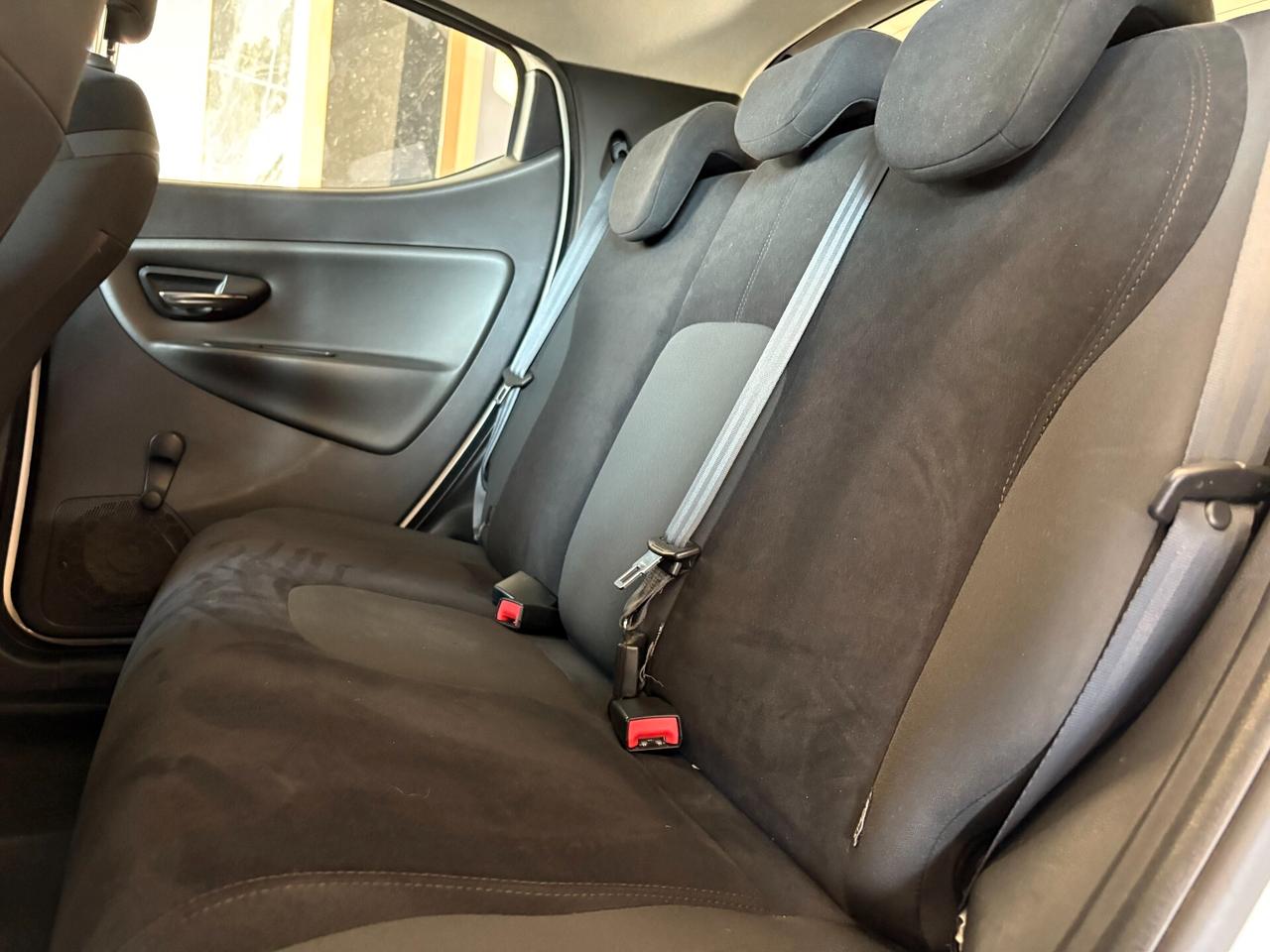 Lancia Ypsilon 1.3 MJT 16V 95 CV 5 porte S&S Gold