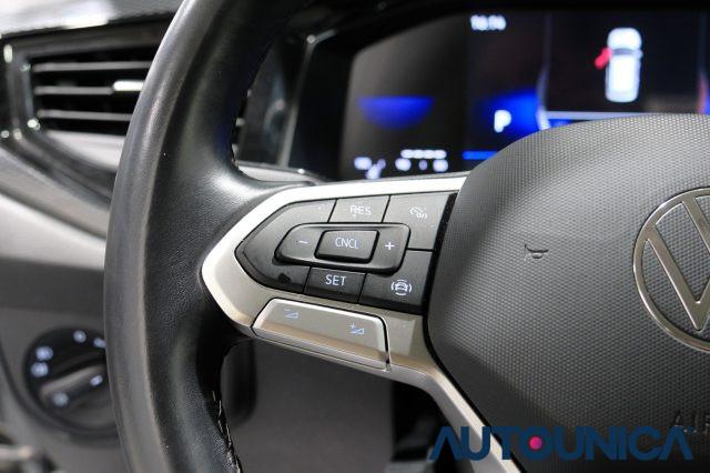 VOLKSWAGEN Polo 1.0 TSI DSG LIFE AUTOMATICA NEOPATENTATI