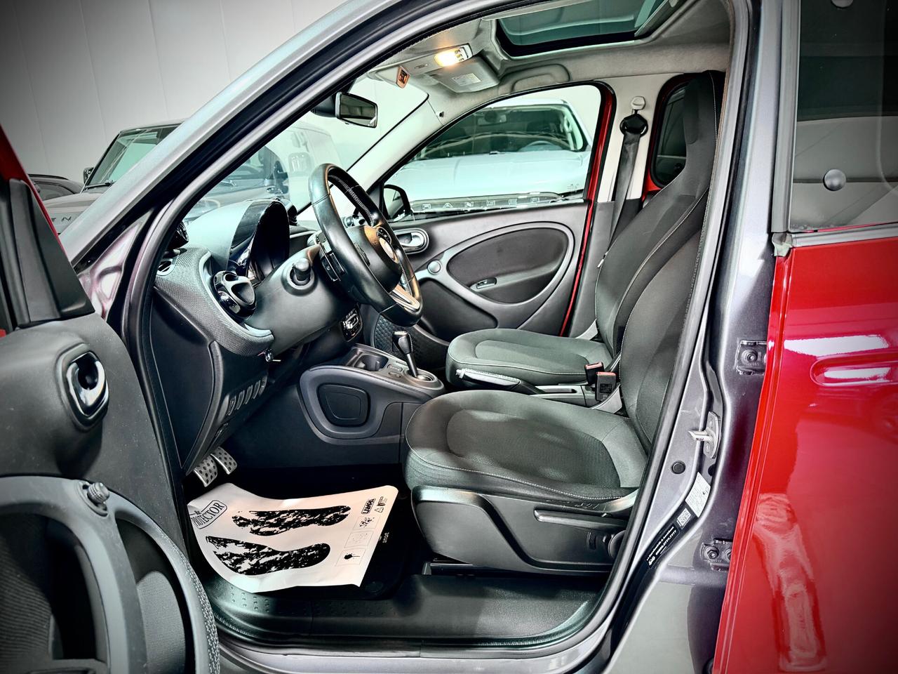 Smart Forfour 0.9 90CV Twinamic Brabus Style