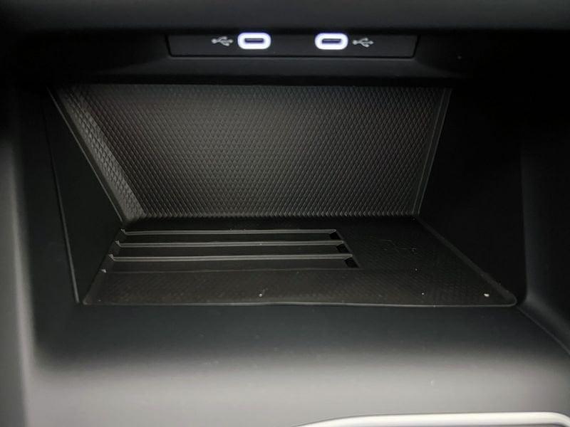 Volkswagen Golf 1.5 TSI eHybrid DSG Edition Plus