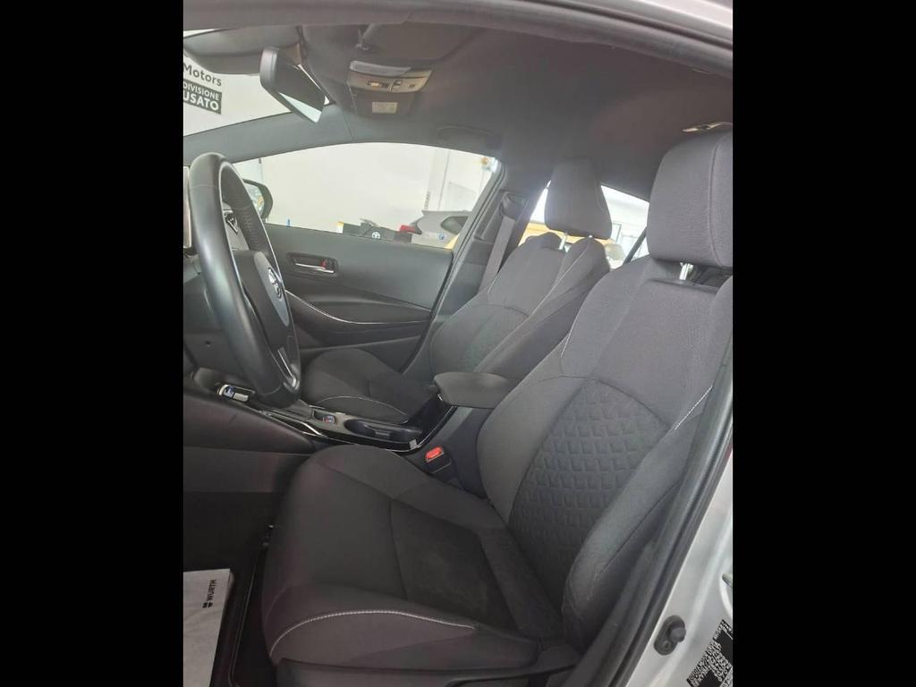 Toyota Corolla 1.8 Hybrid Active CVT