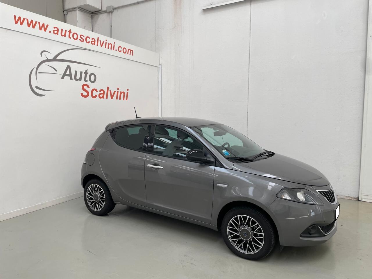 Lancia Ypsilon 1.0 FireFly 5 porte 69cv S&S Hybrid Gold Plus