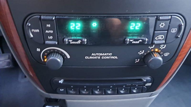 Chrysler Voy./G.Voyager Grand Voyager 2.8 CRD Limited Autom.