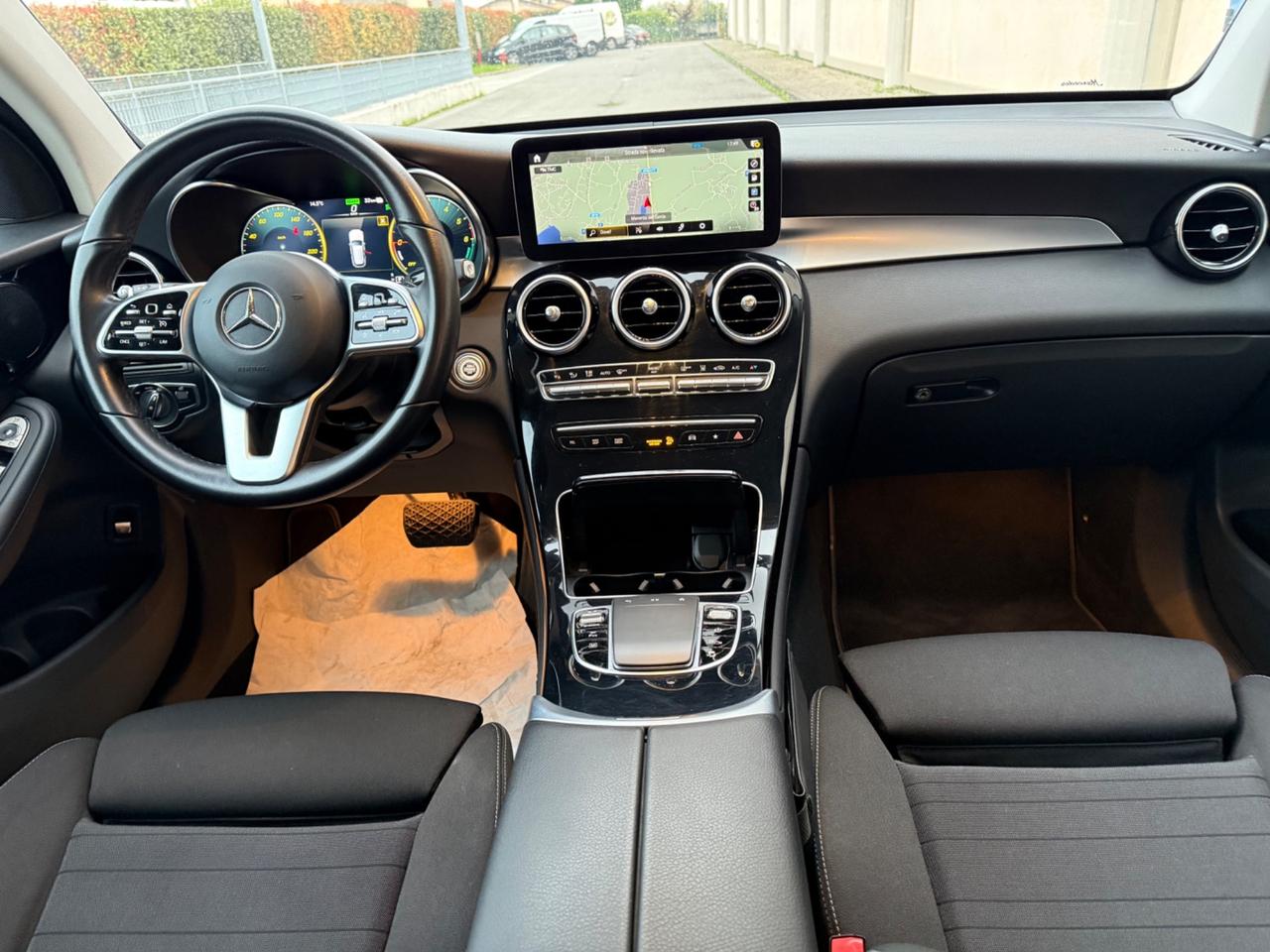 Mercedes-benz GLC 300 de 4Matic Plug-in hybrid Sport