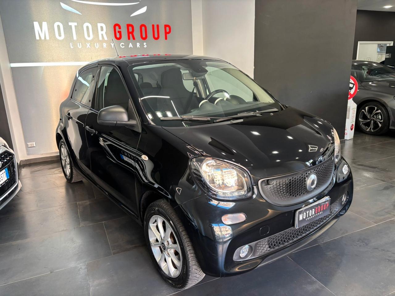 Smart ForFour 70 1.0 twinamic Youngster