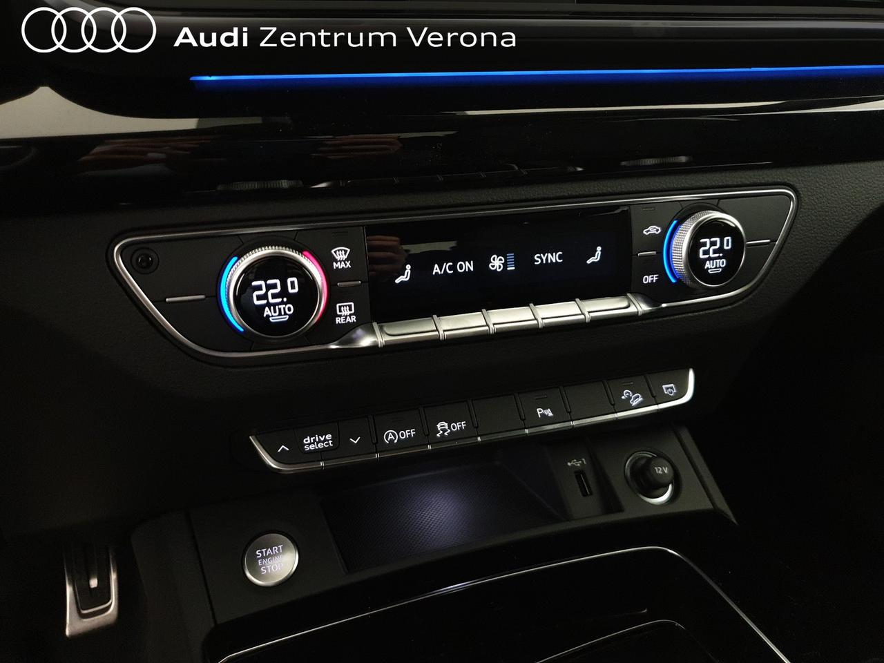 Sportback 40TDI 204CV quattro Str Identity Black