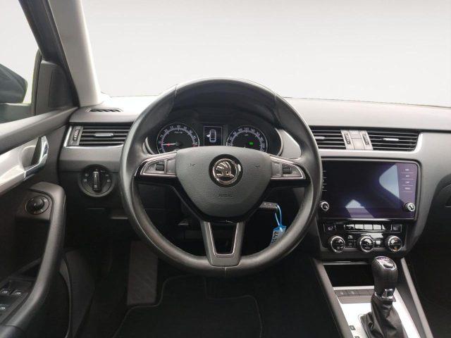SKODA Octavia 2.0 TDI SCR 150 CV DSG Wagon Executive