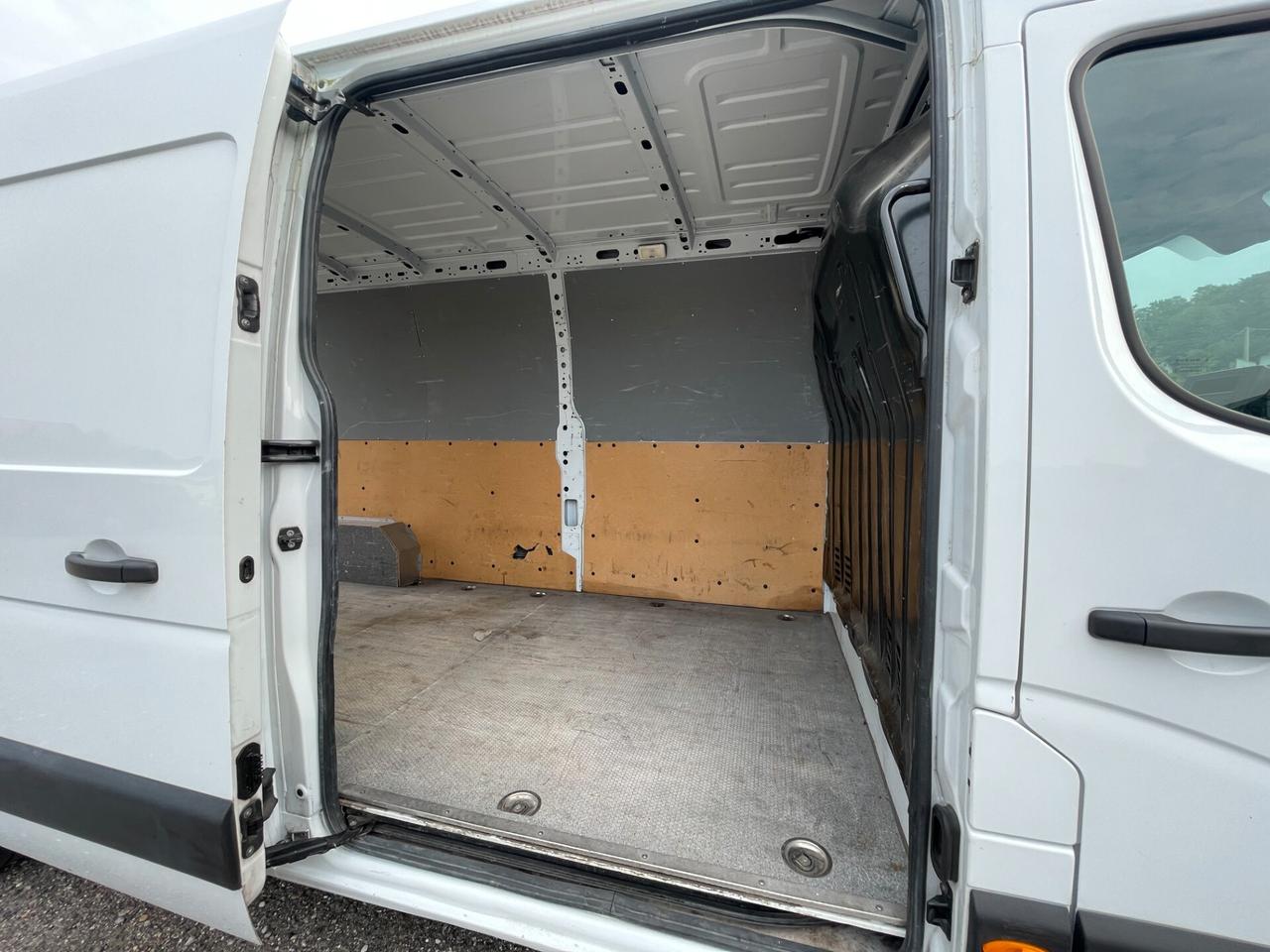 Renault Master T35 2.3 Energy dci 136 cv L3H2