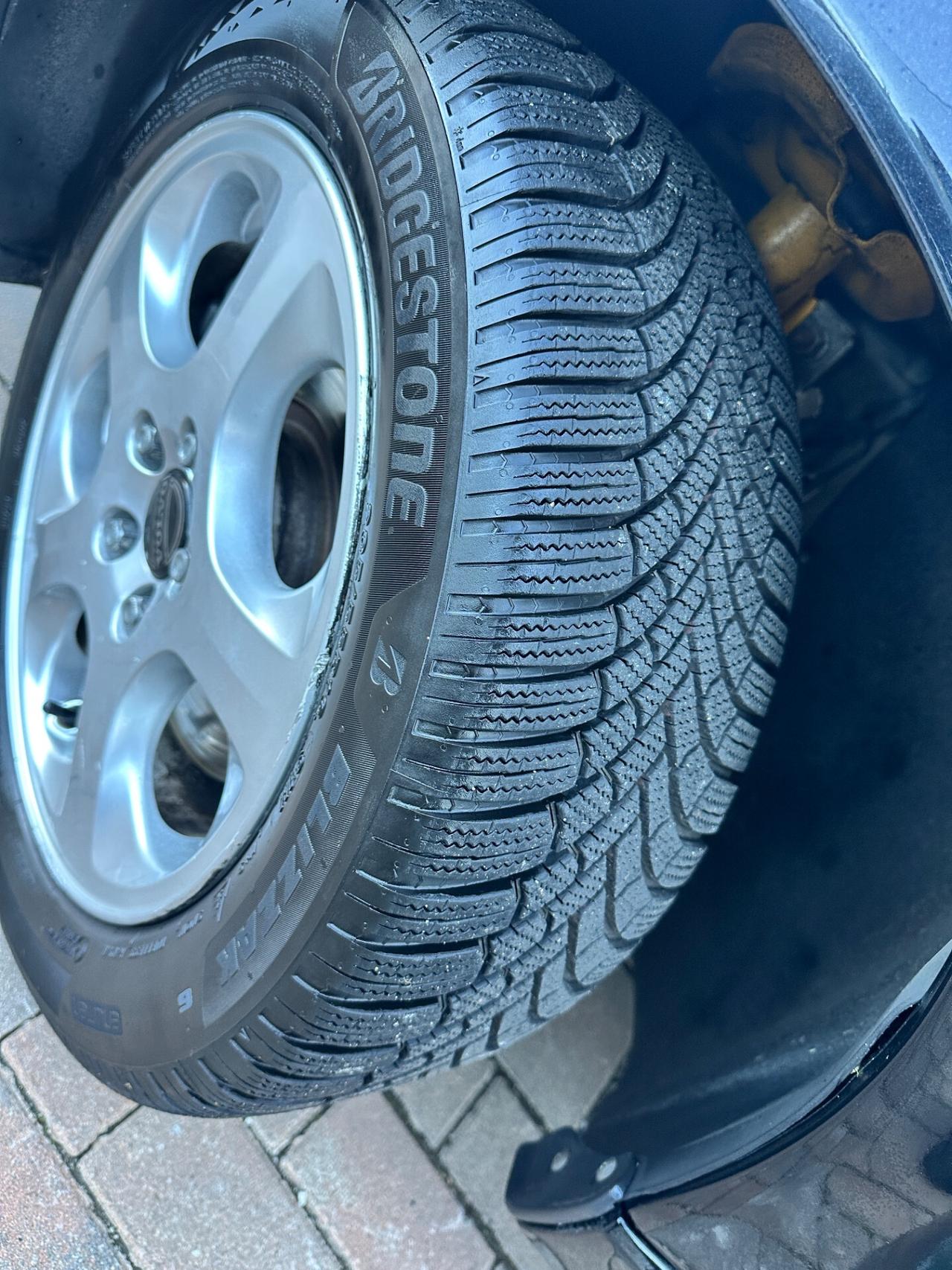 Volvo V50 D3 R-design