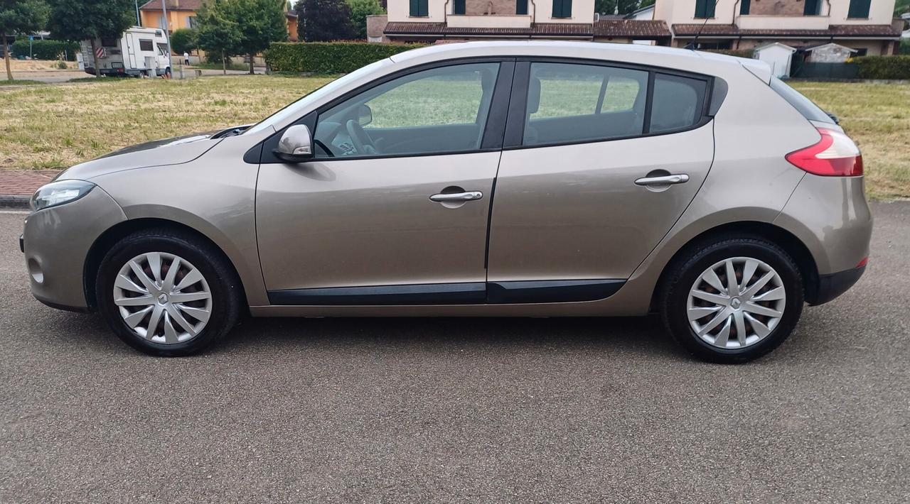 Renault Megane Mégane 1.5 dCi 110CV Luxe