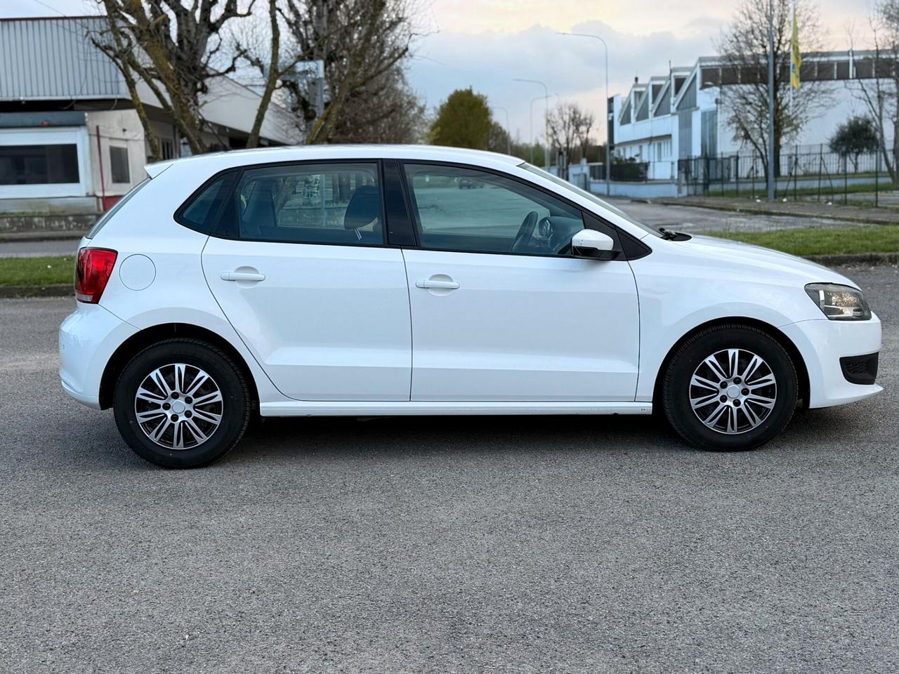 Volkswagen Polo 1.6 TDI EURO 5 Neopatentati